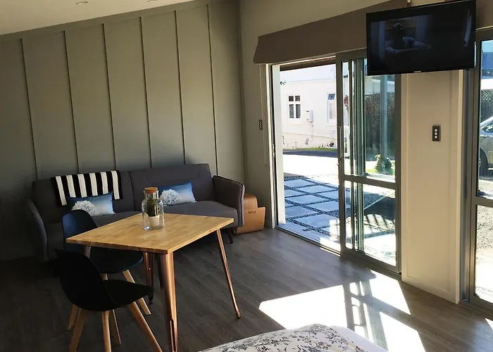 Kohimarama Beach Bed & Breakfast